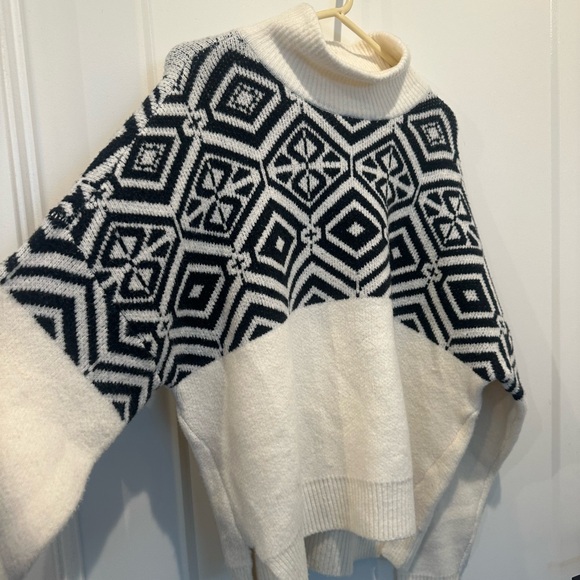 Cozy Abercrombie & Fitch  -XL- Sweater - Picture 2 of 4